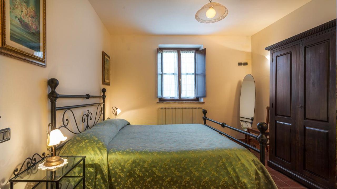 Villa Castello di Pupaggi Sellano Esterno foto