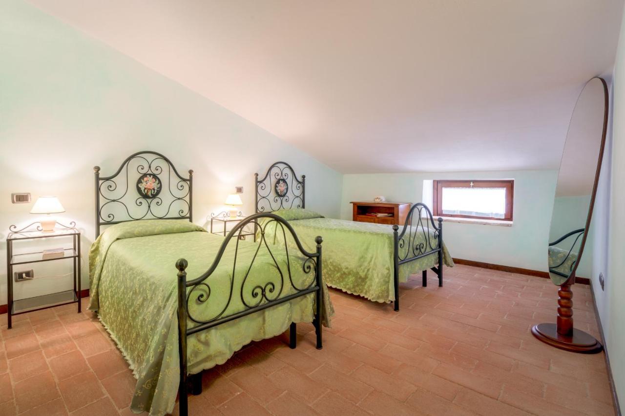Villa Castello di Pupaggi Sellano Esterno foto