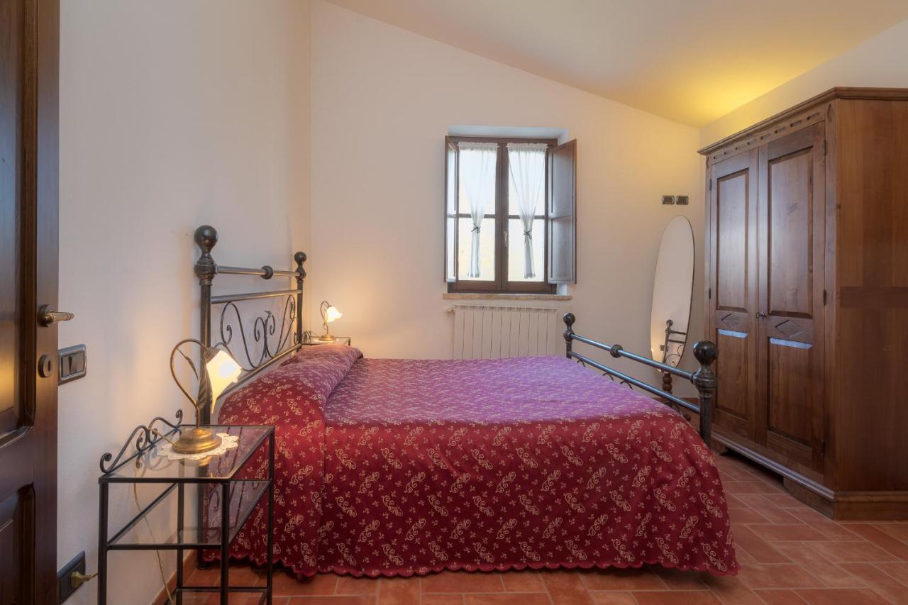Villa Castello di Pupaggi Sellano Esterno foto